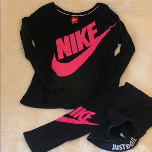 Nike Matching shirt + leggings